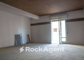 Magazzino - Magazzino via Spinazzola, 25, Gravina in Puglia - foto 4