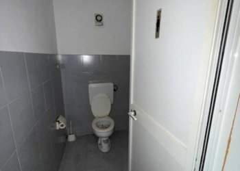 Bagno - Capannone via Augusto Pedullà, Genova (zona Molassana) - foto 18