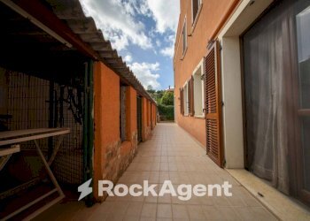 Cortile interno - Apartment via Roma, 4, Sennori - photo 27