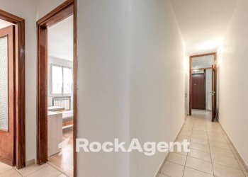 Corridoio - Three-room apartment via Giovanni Battista Viotti, 4, Padova - photo 12