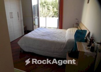 Camera da letto - Appartamento via Pietro Nenni, 39, Montecarotto - foto 12