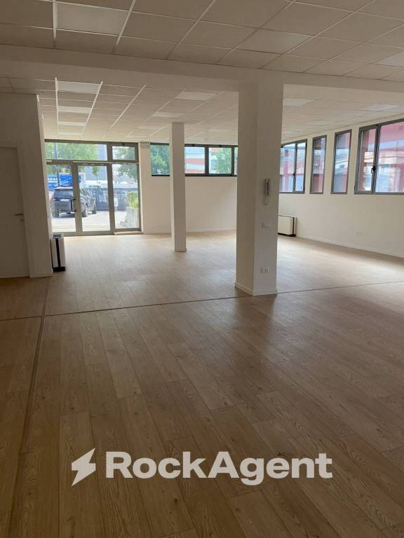 Interno non residenziale - Ufficio viale della Navigazione Interna, Padova - foto 1