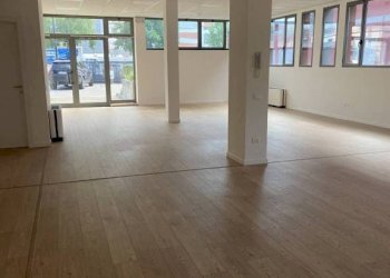 Interno non residenziale - Ufficio viale della Navigazione Interna, Padova - foto 1