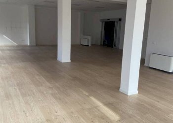 Interno non residenziale - Ufficio viale della Navigazione Interna, Padova - foto 2