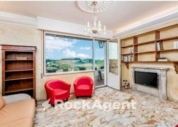 Salone - Quadrilocale viale Camillo Benso di Cavour, 238, Siena - foto 8