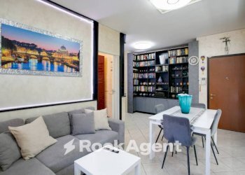 Salone - Trilocale via Lino Liviabella, 99, Roma - foto 3