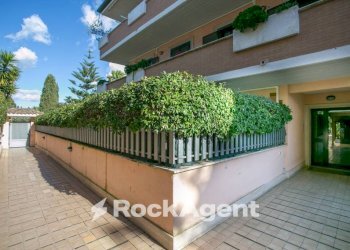 Facciata - Trilocale via Lino Liviabella, 99, Roma - foto 37