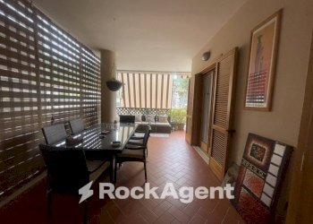 Terrazzo - Three-room apartment via San Martino, 114, Palma Campania - photo 8