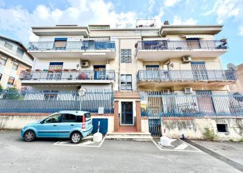 Foto 2 - Appartamento Via Giovanni Pascoli
 
1, Sant'Agata Li Battiati - foto 2