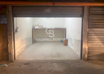 Foto 1 - Box Via Pietrenere
 
55, Giardini-Naxos - foto 1