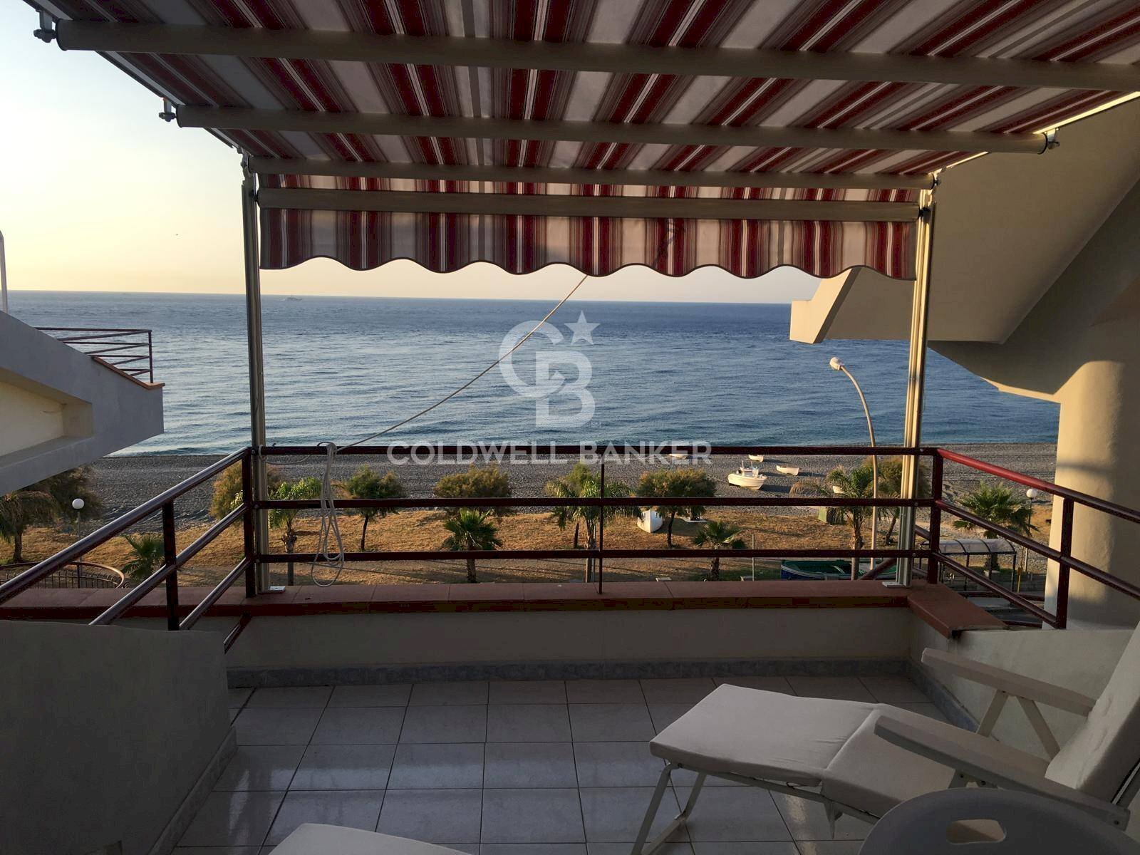 Foto 2 - Trilocale Via Lungomare Cristoforo Colombo
 
180, Roccalumera - foto 2