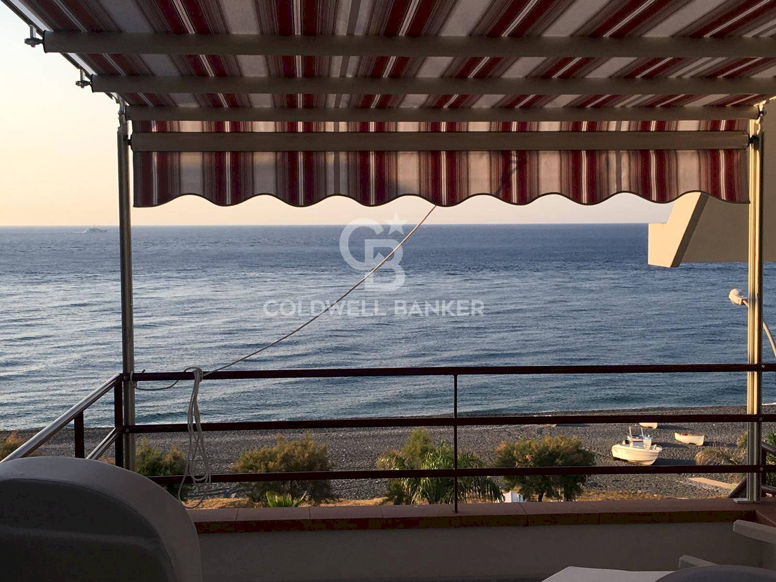 Foto 3 - Trilocale Via Lungomare Cristoforo Colombo
 
180, Roccalumera - foto 3