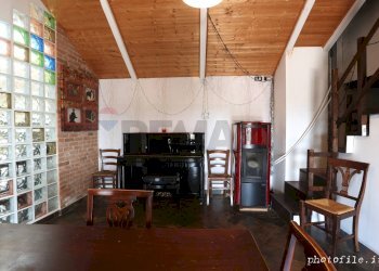 Sala da pranzo - Attic via xxiv maggio 24, Buttigliera d'Asti - photo 24