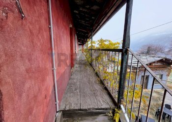 Balcone - Commercial Premises Località Pianta
 
8, Villar Pellice - photo 12