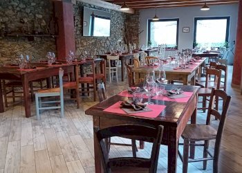 Sala da pranzo - Commercial Premises Località Pianta
 
8, Villar Pellice - photo 28