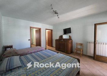 Camera da letto - Casa indipendente via IV Novembre, 18, Morciano di Leuca - foto 19