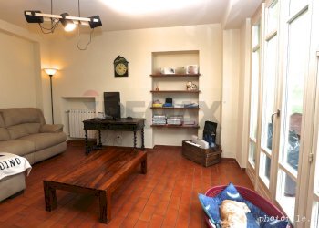 Soggiorno - Villa a Schiera via grangia
 
24, Villanova d'Asti - foto 10