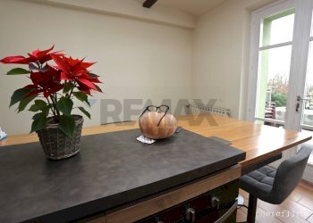 Sala da pranzo - Villa a Schiera via grangia
 
24, Villanova d'Asti - foto 11