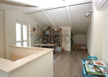 Hall / corridoio - Villa a Schiera via grangia
 
24, Villanova d'Asti - foto 47