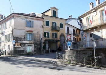 Edificio all\'aperto - Commercial Premises Via San Rocco
5, Torino - photo 2