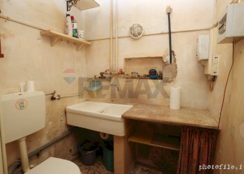 Bagno - Commercial Premises Via San Rocco
5, Torino - photo 11