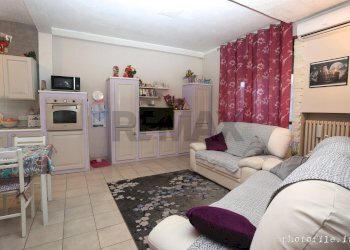 Sala da pranzo - Trilocale Via Torino
 
11, Santena - foto 2