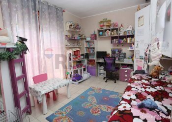 Camera / camera da letto - Trilocale Via Torino
 
11, Santena - foto 17