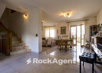 Salone - Villa via dei Tulipani, 25, Soverato - foto 4