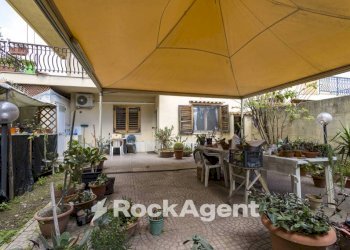 Giardino - Villa via dei Tulipani, 25, Soverato - foto 12