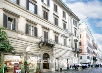 Facciata - Office via di Propaganda, 27, Roma (neighborhood Centro Storico) - photo 12