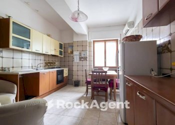 Cucina - Trilocale via Nicola Lombardi, 9, Catanzaro - foto 18