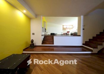 Interno palazzo - Villa a Schiera via Giovanni da Verrazzano, 7, Brindisi - foto 24