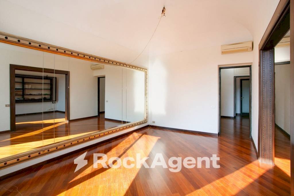 Cucina - Four-room apartment corso d'Italia, 106, Roma - photo 2