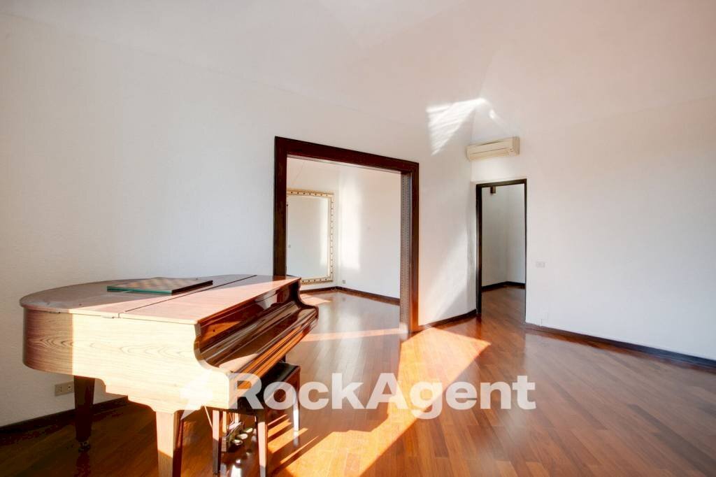 Studio - Four-room apartment corso d'Italia, 106, Roma - photo 3