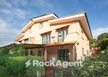 Facciata - Villa via del Laghetto, 26b, Civitella San Paolo - photo 8