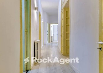 Corridoio - Four-room apartment via Torquato Tasso, Napoli (neighborhood Vomero) - photo 15