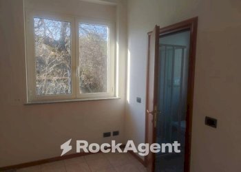 Camera da letto - Quadrilocale via del Villino, Alanno - foto 34