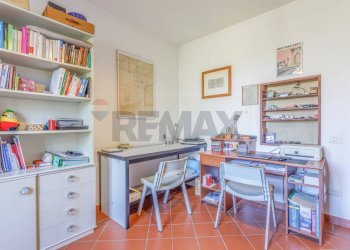 Ufficio - Appartamento Via Ghiarda
 
20, Reggio nell'Emilia - foto 19