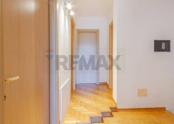 Hall / corridoio - Appartamento Via Ghiarda
 
20, Reggio nell'Emilia - foto 23