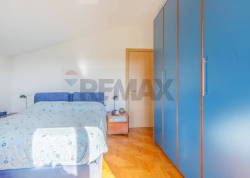 Camera / camera da letto - Appartamento Via Ghiarda
 
20, Reggio nell'Emilia - foto 39
