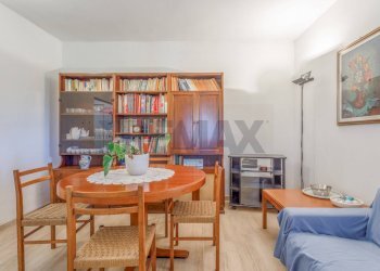 Sala da pranzo - Trilocale Via Ghiarda
 
20, Reggio nell'Emilia - foto 4