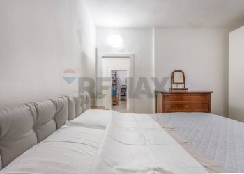 Camera / camera da letto - Trilocale Via Ghiarda
 
20, Reggio nell'Emilia - foto 13