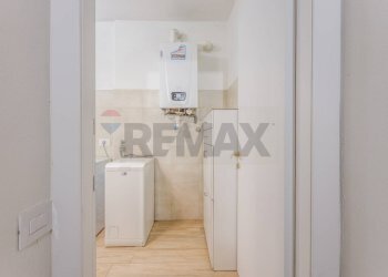 Lavanderia - Trilocale Via Ghiarda
 
20, Reggio nell'Emilia - foto 19