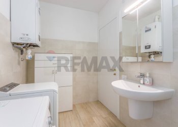 Bagno - Trilocale Via Ghiarda
 
20, Reggio nell'Emilia - foto 22