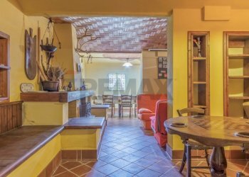 Sala da pranzo - Trilocale Via Ghiarda
 
20, Reggio nell'Emilia - foto 36