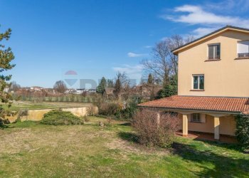 Casa all\'aperto - Trilocale Via Ghiarda
 
20, Reggio nell'Emilia - foto 49