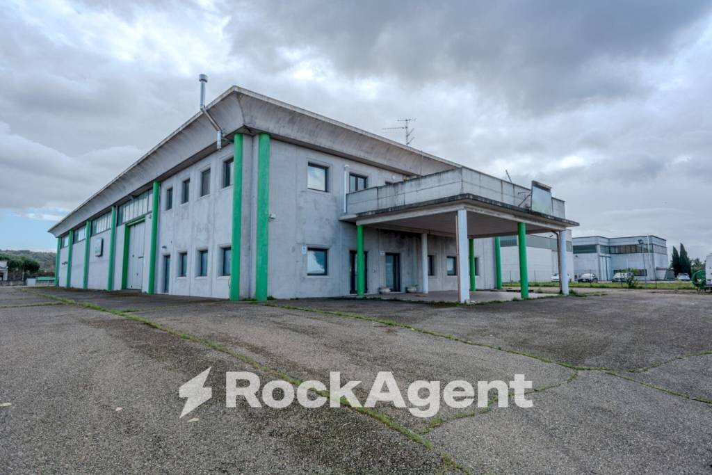 Facciata - Shed via Corradino D'Ascanio, Acquapendente - photo 1