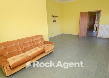 Salone - Shed via Corradino D'Ascanio, Acquapendente - photo 8