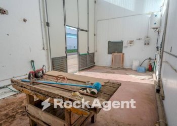 Interno non residenziale - Shed via Corradino D'Ascanio, Acquapendente - photo 21