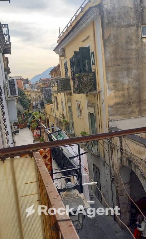 Balcone - Bilocale via Mazzini, 22, Sarno - foto 2